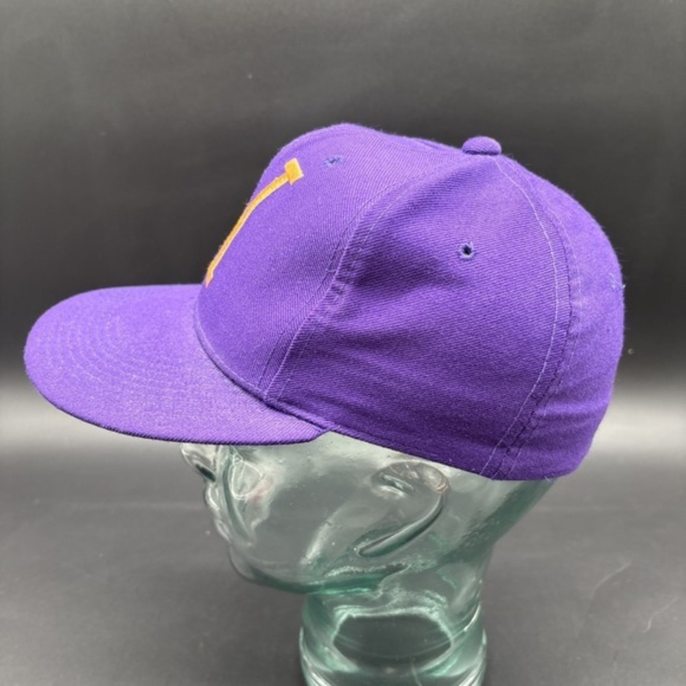 Washington Huskies New Era Pro Model Fitted Hat Size 7‎ Purple Gold Vintage - Picture 4 of 11
